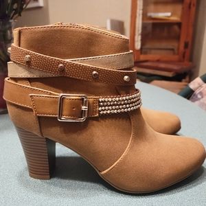 Jennifer Lopez Studded Boots